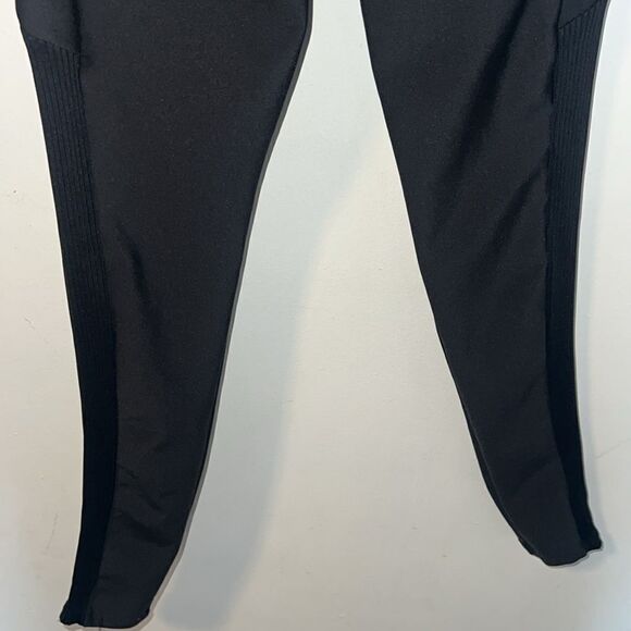 PELETON Black Pocket Flex Legging-S - Picture 8 of 9